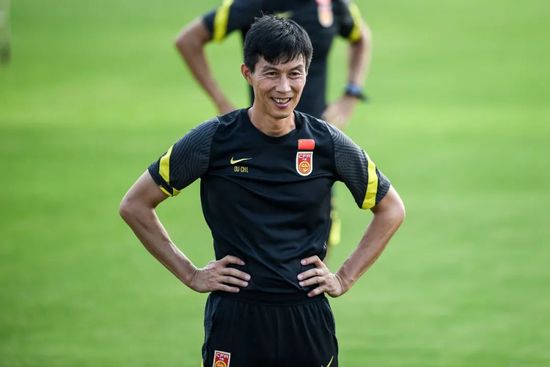 黑丝在线